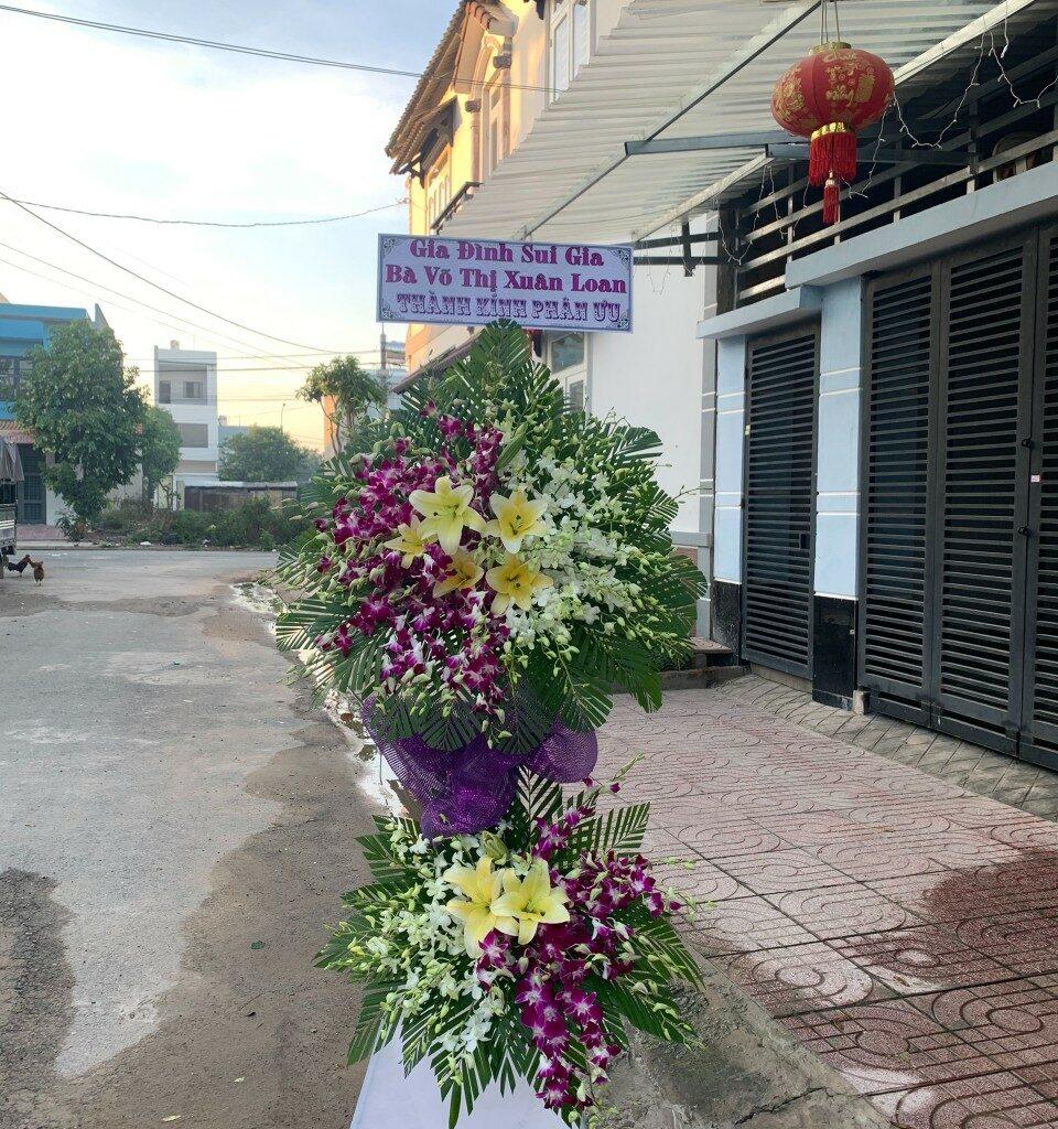 đặt hoa đám tang quận 5